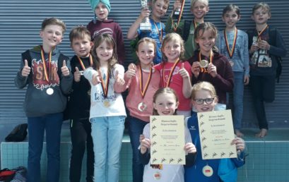 Doppelsieg beim Grundschul-Schwimmfest